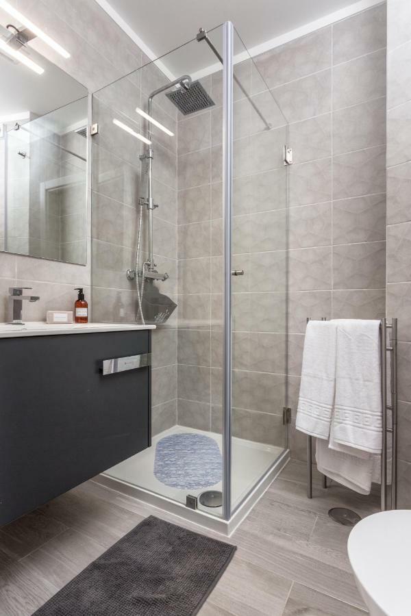 Luxury Beach Apartment At Armação de Pêra Buitenkant foto
