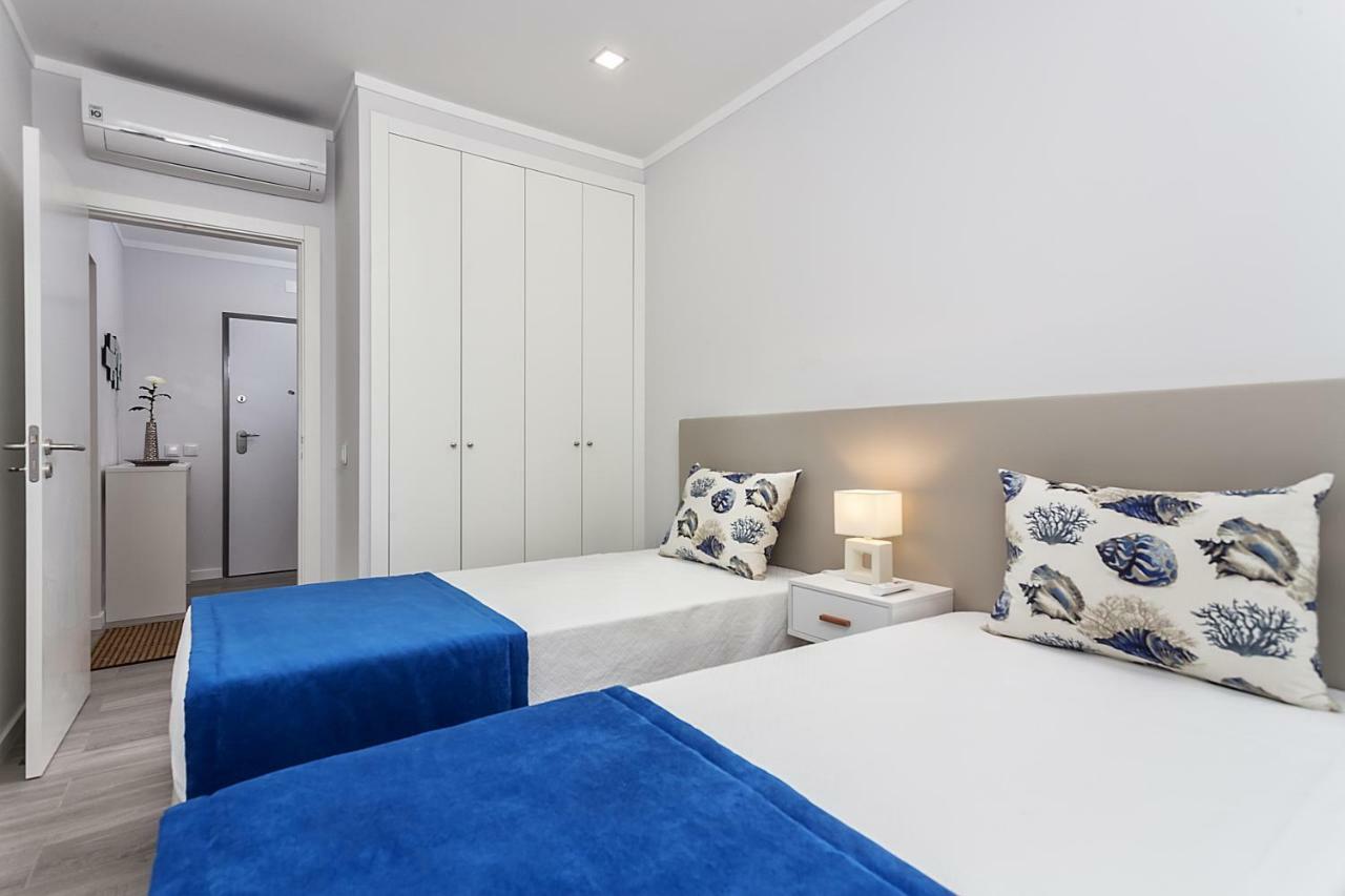 Luxury Beach Apartment At Armação de Pêra Buitenkant foto